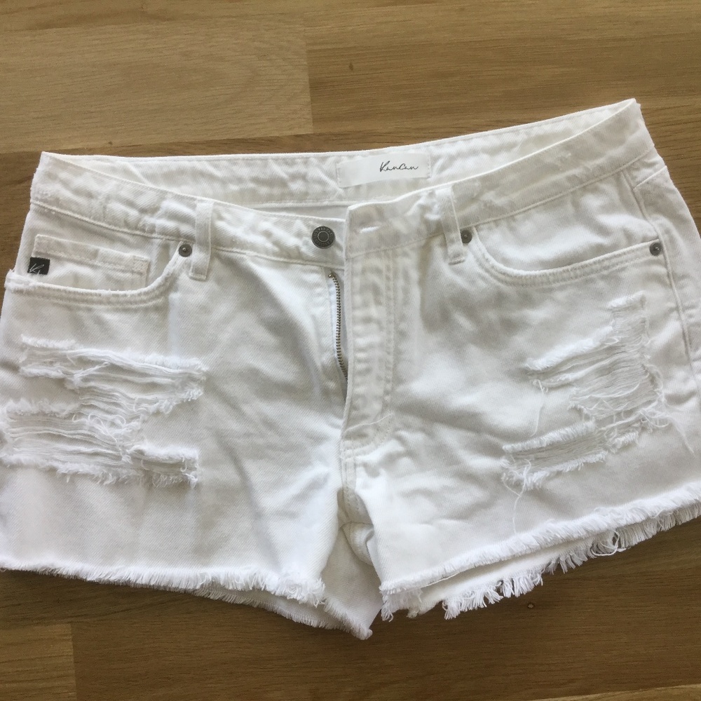 KanCan white denim shorts